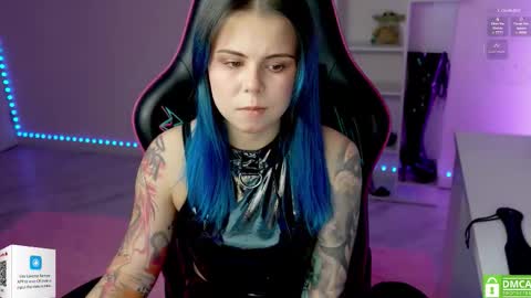 Alice online show from November 14, 1:44 pm