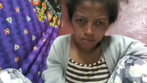 henitsaldy online show from May 18, 4:40 am