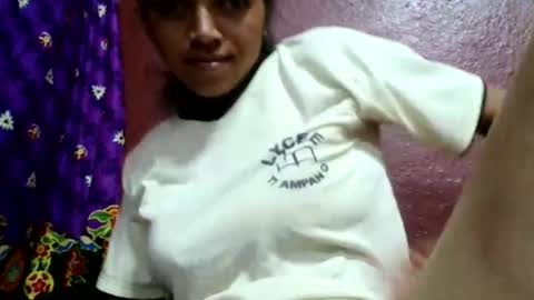 henitsaldy online show from May 8, 6:54 pm