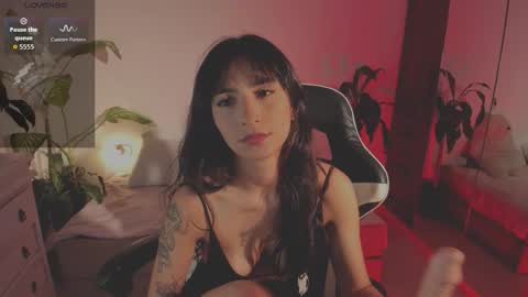 Snapshot of hera_069 chatting on October 3, 4:39 am Hello I am Valentina independent Colombian model I love sensuality and pleasure welcome online show from October 3, 4:39 am