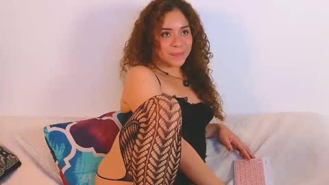 hercyqueen online show from February 8, 3:32 am