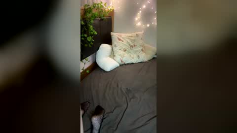 herkinkyfantasy online show from June 10, 2:22 am