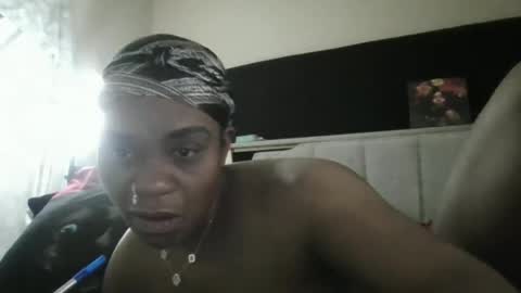 PoLyOneHersheySplasHer online show from March 13, 6:15 am