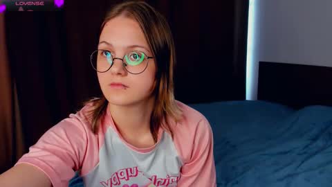 Sally online show from October 4, 7:03 am