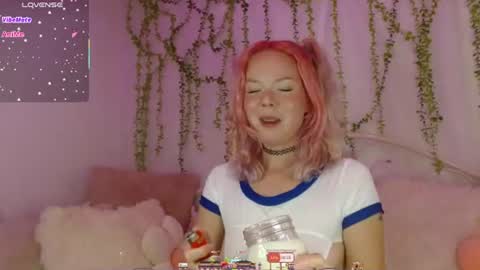 hexbunnie online show from July 29, 2:44 am