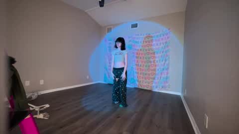 salem online show from December 20, 7:44 am