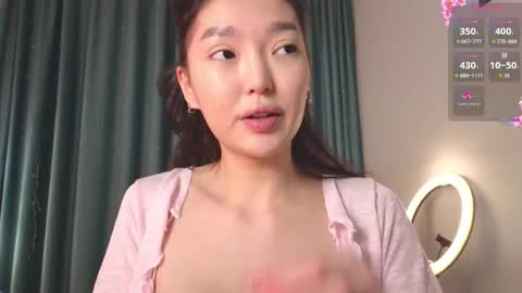 Audrey online show from February 13, 3:02 pm