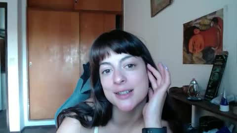 Snapshot of heyamyjones chatting on October 30, 8:21 pm Amy Jones online show from October 30, 8:21 pm