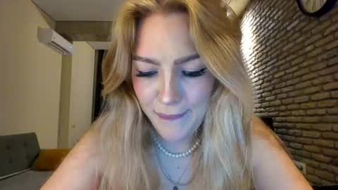 Hi lina online show from July 4, 2:51 am