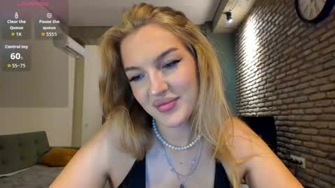 Hi lina online show from July 13, 3:29 am