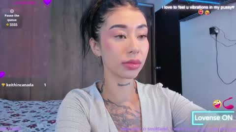 Snapshot of hilary_jones_22 chatting on December 15, 1:13 am LUNA new account FOLLOW ME online show from December 15, 1:13 am