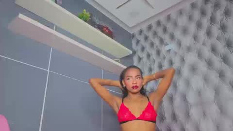  Hillary  online show from February 18, 11:04 pm