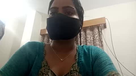 Snapshot of himuhimu22 chatting on September 17, 9:35 pm himuhimu22 online show from September 17, 9:35 pm