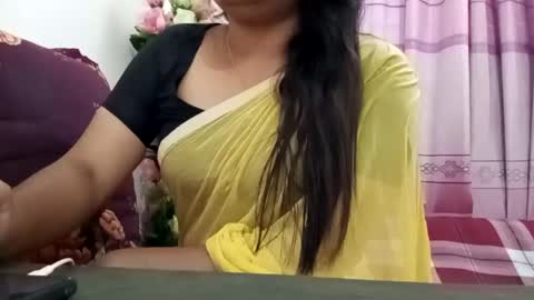 Snapshot of himuhimu22 chatting on February 12, 11:40 am himuhimu22 online show from February 12, 11:40 am