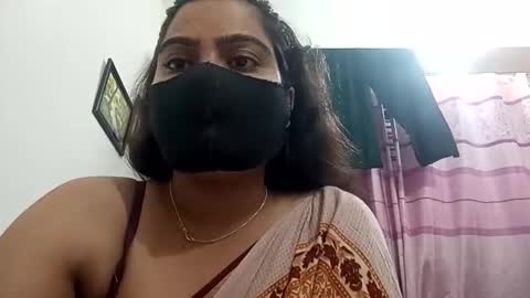 Snapshot of himuhimu22 chatting on October 8, 9:19 pm himuhimu22 online show from October 8, 9:19 pm