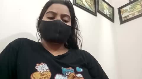 himuhimu22 online show from October 28, 8:57 pm