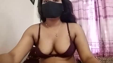 himuhimu22 online show from March 26, 7:21 am