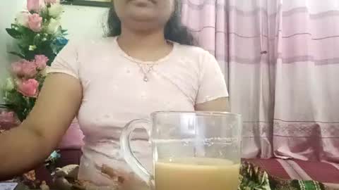 Snapshot of himuhimu22 chatting on February 22, 7:10 pm himuhimu22 online show from February 22, 7:10 pm