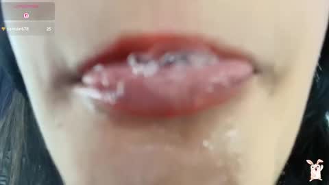 hinata online show from December 3, 9:06 pm