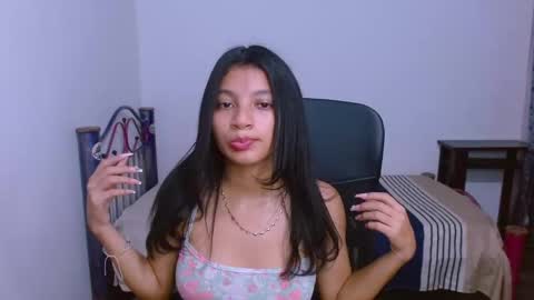 Snapshot of hinata_9 chatting on September 24, 4:33 am 0600AM-1100AM - online show from September 24, 4:33 am