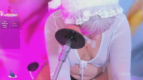 hinata_dolly online show from December 22, 12:30 pm