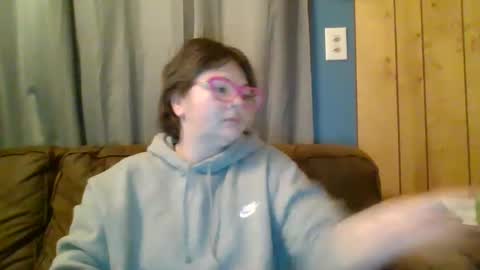 Bella online show from February 13, 4:11 am