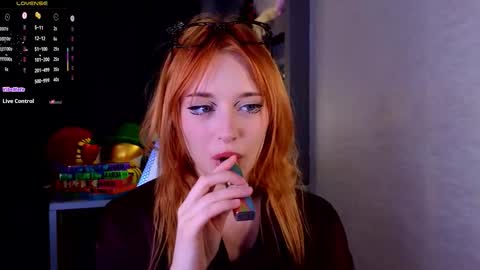 Snapshot of hisoka__akerley chatting on October 13, 5:26 pm Ella online show from October 13, 5:26 pm