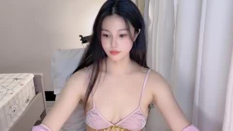 hkchengcheng online show from December 2, 4:53 pm