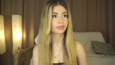 Moni Monica online show from July 9, 8:06 am