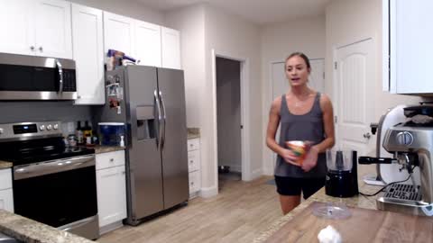 Holi Hurricane online show from September 24, 11:37 pm