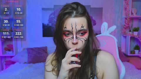 Lux online show from December 7, 5:09 pm