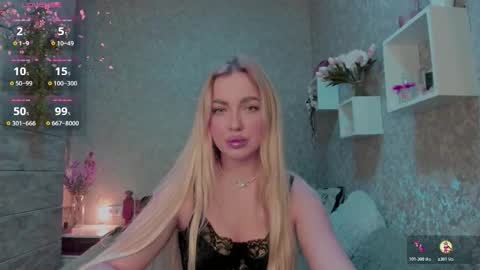 holly_molly8 online show from October 26, 4:46 pm