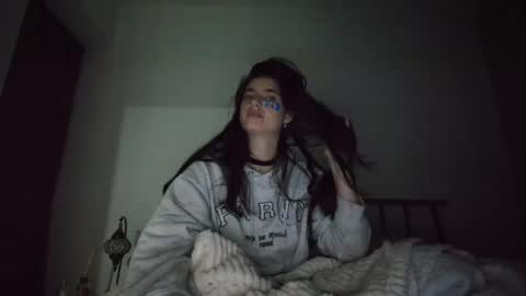 hollyshit_ online show from September 26, 1:14 am