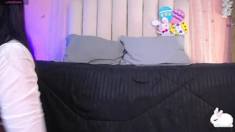 Hollyy online show from March 27, 8:09 pm