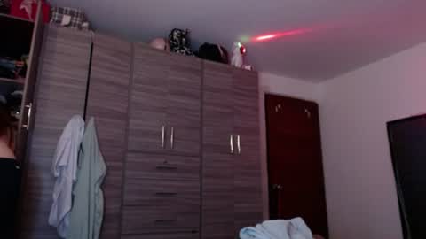 holy_julii online show from July 24, 3:48 am