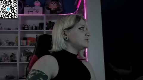holy_mistresss online show from June 3, 9:54 am