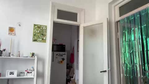 Snapshot of holydori chatting on March 7, 9:18 am dori not holy get my tg channel with link from description under last photo online show from March 7, 9:18 am
