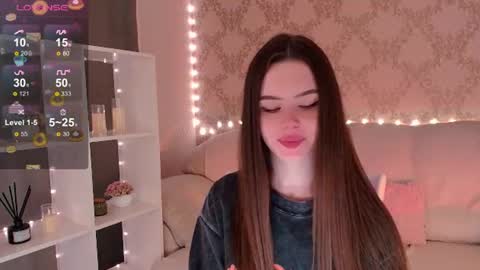 Mia online show from July 10, 4:13 am