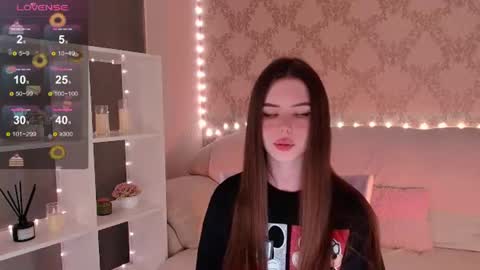 Mia online show from July 17, 3:44 am