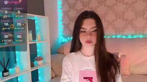 Mia online show from June 12, 4:20 am