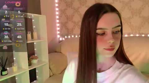 Mia online show from June 25, 3:50 am