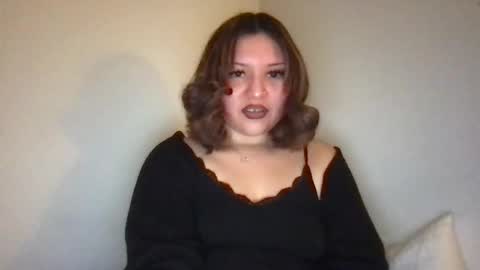 honeeybabyy online show from January 1, 7:52 am