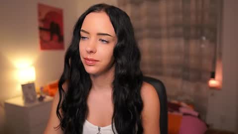 Snapshot of honey__kate chatting on September 22, 6:28 pm Kate online show from September 22, 6:28 pm