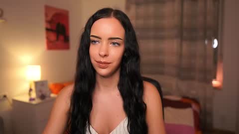 Snapshot of honey__kate chatting on September 19, 7:02 pm Kate online show from September 19, 7:02 pm