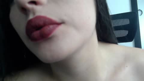 Honey Aynu online show from December 12, 4:53 pm