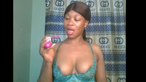 Flora online show from November 6, 6:36 pm