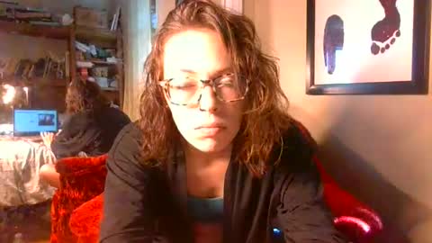Snapshot of honey_wilde chatting on October 23, 5:52 pm honey_wilde online show from October 23, 5:52 pm