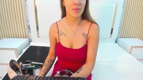 honeyangelh online show from February 18, 11:31 am