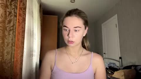 Klara online show from July 25, 10:11 am
