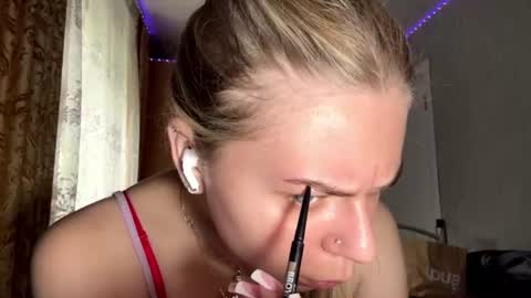 Klara online show from July 24, 9:18 am